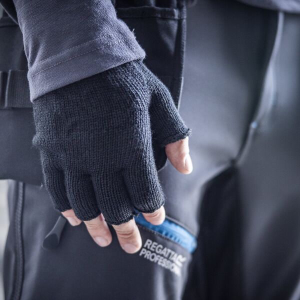Fingerless mitts Thumbnail